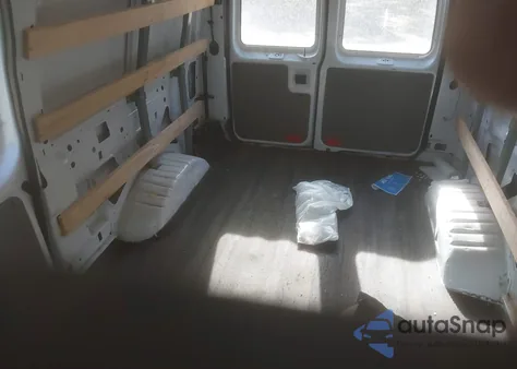 2014 Ford E-250 Commercial z USA, uszkodzony, nr VIN 1FTNE2EW4EDA80368